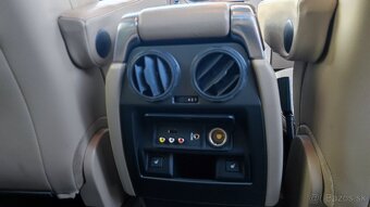 Land Rover Discovery 4 SDV6 HSE - 11