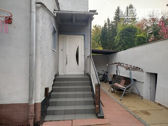 Trojpodlažný RD s veľkou záhradou v Moldave nad Bodvou - 11