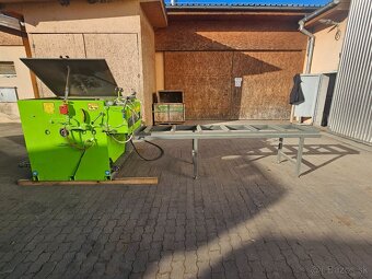 Rozmetacia píla mebor VR800 - 11