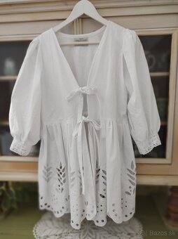 Zľava 20 eur - vyšívaná madeirová tunika - 11
