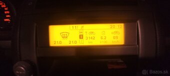 Peugeot 407 - 11