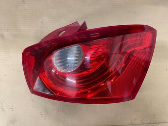 seat ibiza dvere kufor svetlo vystuha ventilator motorček - 11