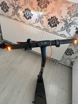 Predam elektricku kolobežku ninebot e2 pro - 11