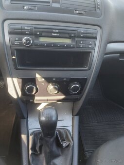 Škoda Octavia 1.6 TDI CR DPF Elegance - 11