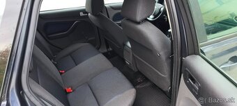Ford Focus Combi 1.8 TDCi Ghia - 11