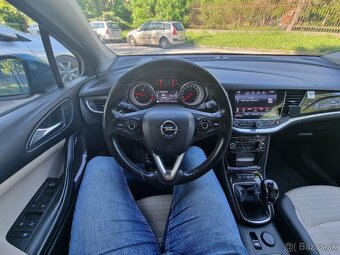 Opel Astra Combi - sport tourer - 11