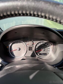 Hyundai i20 1.2i 62 kW r.v. 2014 - 11