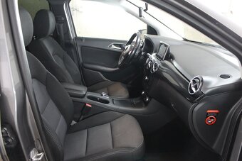 Mercedes-Benz B trieda 180 d A/T - 11