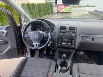 Volkswagen touran - 11