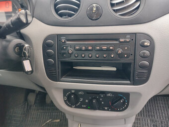 Citroen C3 rok 2004 Nová STK-EK - 11