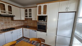 Levoča, prenájom, 3 izbový byt - 11