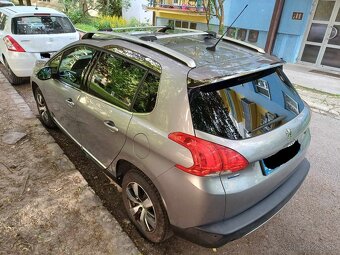 Peugeot 2008 - 11