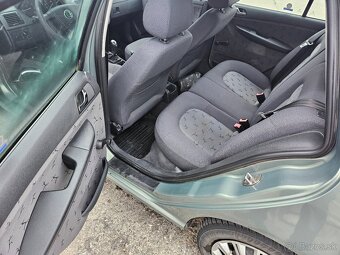 Skoda Fabia Combi 1,4 MPI 50 KW - 11