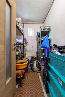 Ponúka na predaj RD Valaliky - 11