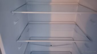 Predám zanovnú chladničku Zn. Beko - 11