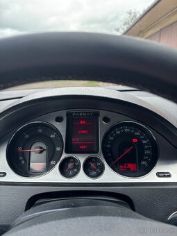 Predám Volkswagen Passat B6 2.0 TDi 4motion - 11