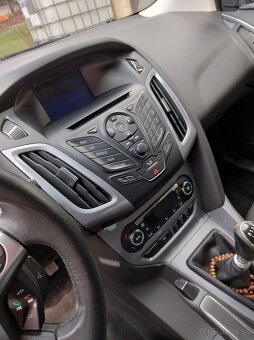 Ford FOCUS - 11
