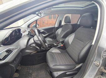 Peugeot 2008 1.2 Puretech 96kw  výbava Allure v záruke - 11