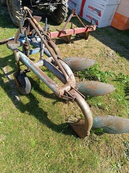 Malotraktor Tatra 805 4x4 aj s pruhmi - 11