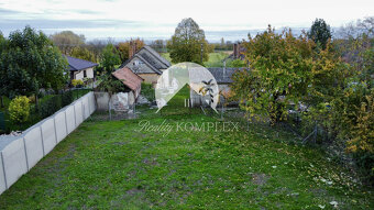Investičný pozemok s obývateľným domom vo Vrakúni - 11