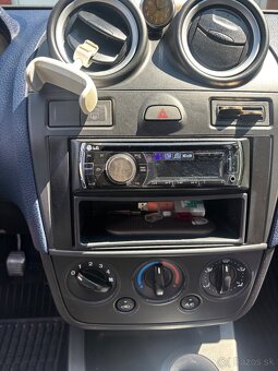 Ford Fiesta 1,4 TDi rok vyroby 2006 - 11