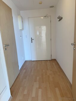 NA PRENÁJOM 2-IZBOVÝ APARTMAN V KOMPLEXE VIENNA GATE, BA - 11