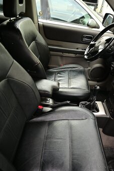 Predám Nissan X-TRAIL 2,5 benzín 4X4 - 11
