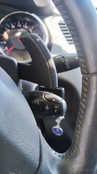 Peugeot 5008 eHDi - 11