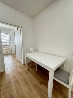 EXKLUZÍVNY BYT S PODZEMNOU GARÁŽOU-2 izbový byt Galanta - 11