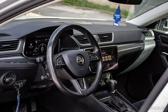 Škoda Superb 2.0 TDI SCR Style 4x4 DSG - 11