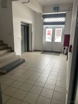 Obchodný priesor na prízemí LIVING CENTRA, Solinky, Žilina - 11