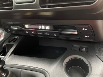 Opel Combo 1.2ti Life panorama-aj vymena-ponuknite - 11