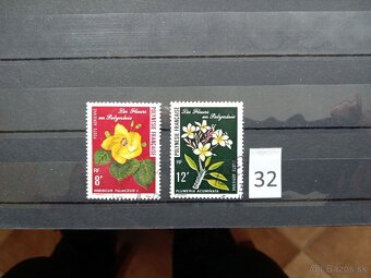 Poštové známky č.861 - 20 ks sérií SVET II. - fauna, flora - 11