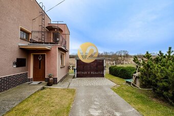 Ponúkame na Predaj - Priestranný Rodinný dom, slnečný  pozem - 11
