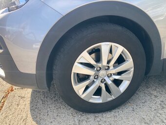 Predám Peugeot 3008 diesel 1.6 HDi, TOP stav - 11