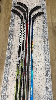 🔥 ZABALENÉ HOKEJKY ĽAVAČKY - BAUER + CCM 🔥 - 11