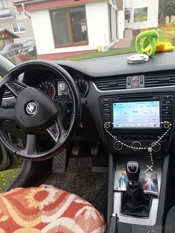 Predám Škoda Octavia 1.6 TDI v zachovalom stave - 11