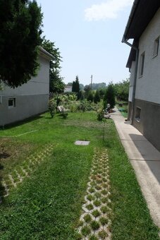 Vymeňte byt za dom s krásnym pozemkom 20 min. od Čunova - 11