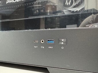 Ryzen 5 9600X\32GB\RTX 4080S\SSD\1200W Zdroj - 11