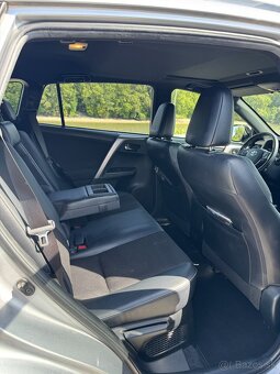 Toyota Rav4 2.5 Hybrid Trend AWD + winter paket(Odpočet DPH) - 11