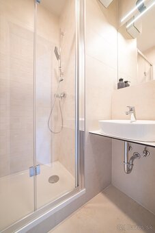 Komplet zariadený byt pri Novej nemocnici–výhľad a lokalita - 11