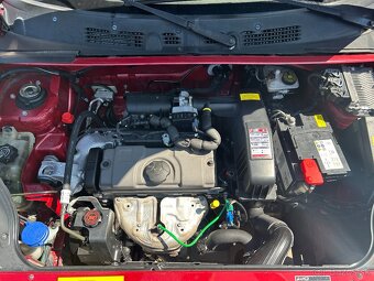 Citroen berlingo 1,4 benzín - 11