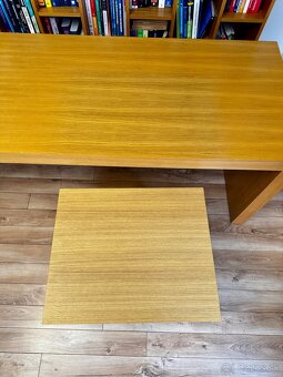 predám pracovný stôl s kontajnerom zn. BRIK - 11