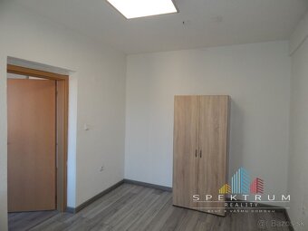 REZERVOVANÉ-EXKLUZÍVNE- SPEKTRUM REALITY- Na PREDAJ 3 -izbov - 11