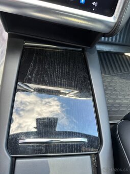 Tesla Model S 75 - 11