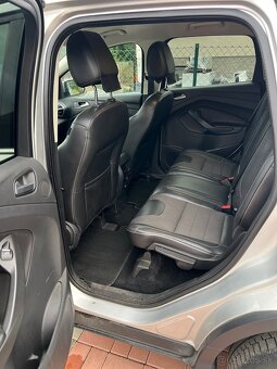 Ford Kuga - 11
