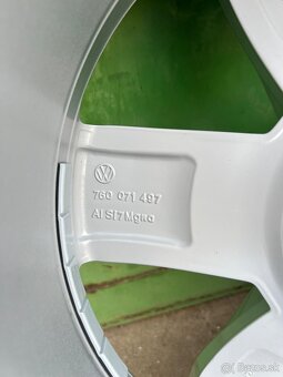 Zimna sada elektróny vw Touareg , 5x112 , r17 - 11