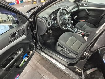 Škoda Octavia Scout - 11