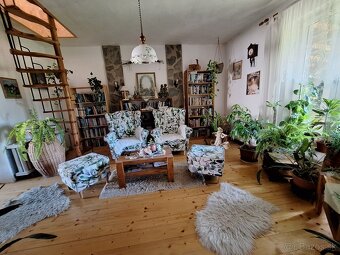 Ponúkame na predaj rodinný dom v obci Mýtna - 11