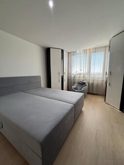 NADŠTANDARDNE prerobený a zariadený 3 izb. byt s balkonom - 11